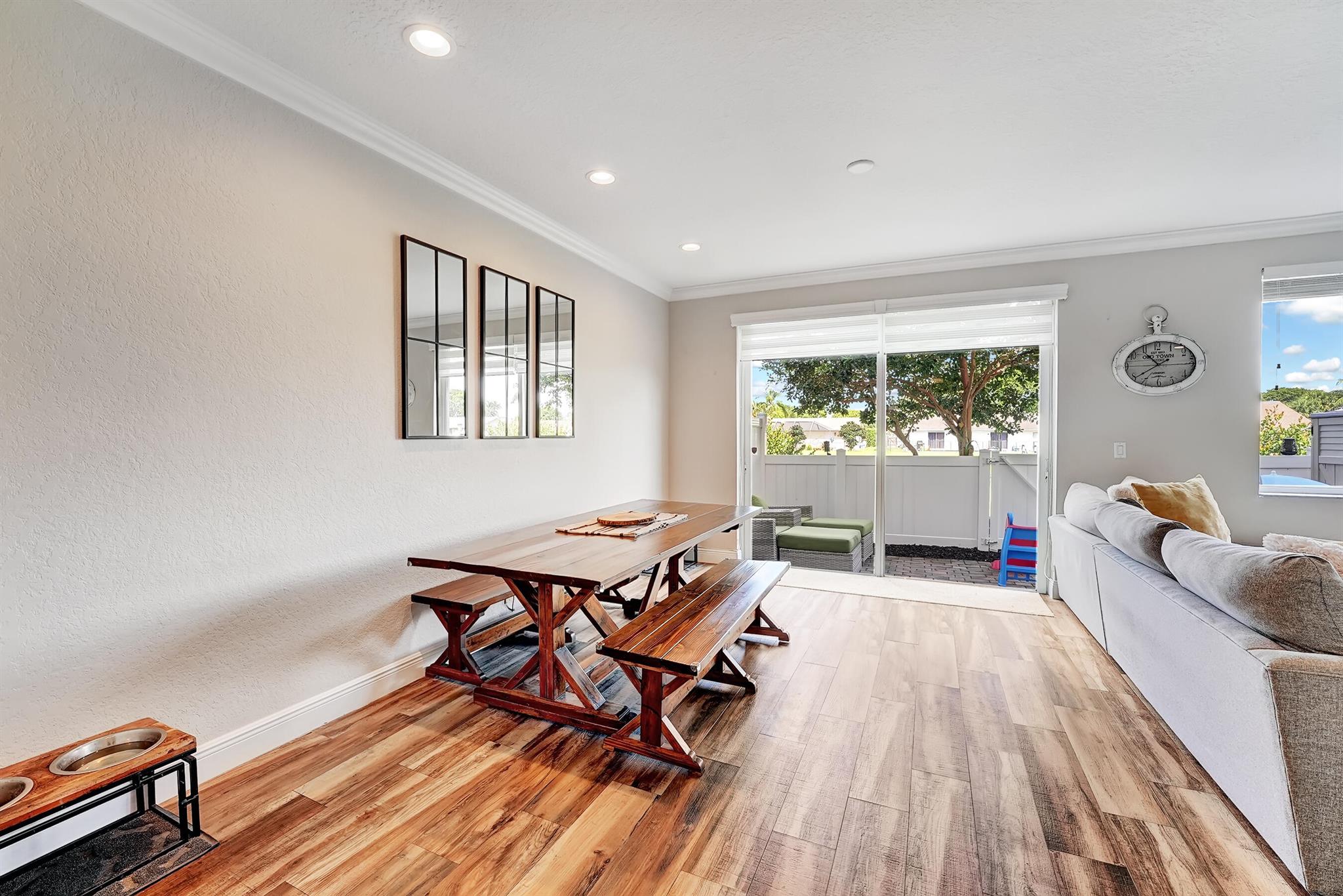 3008 N Evergreen Circle