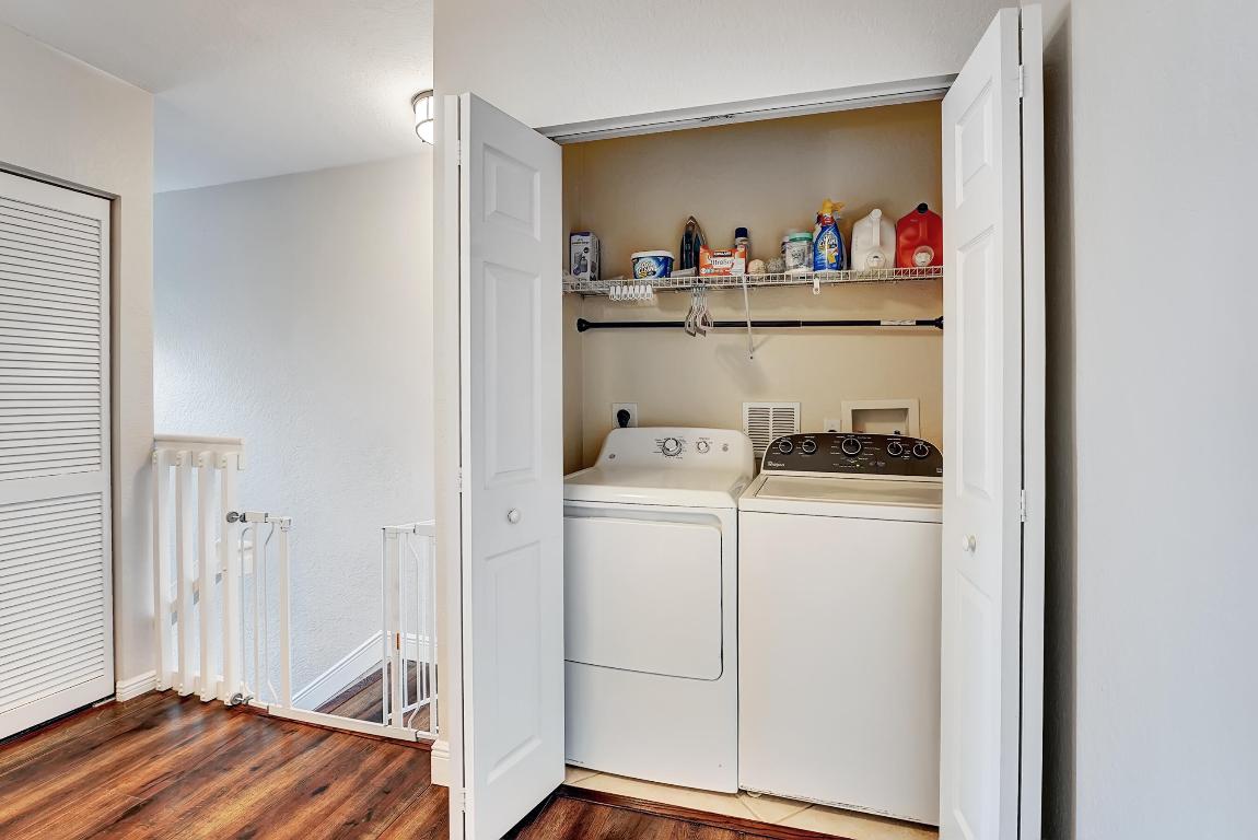 3008 N Evergreen Circle