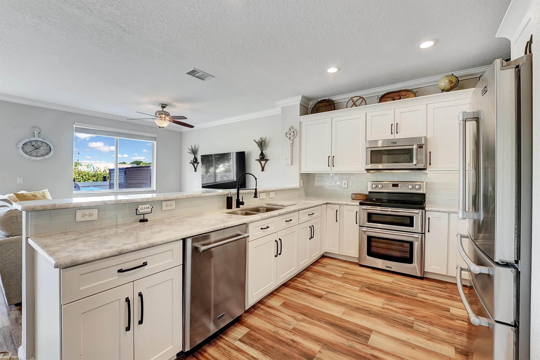 3008 N Evergreen Circle