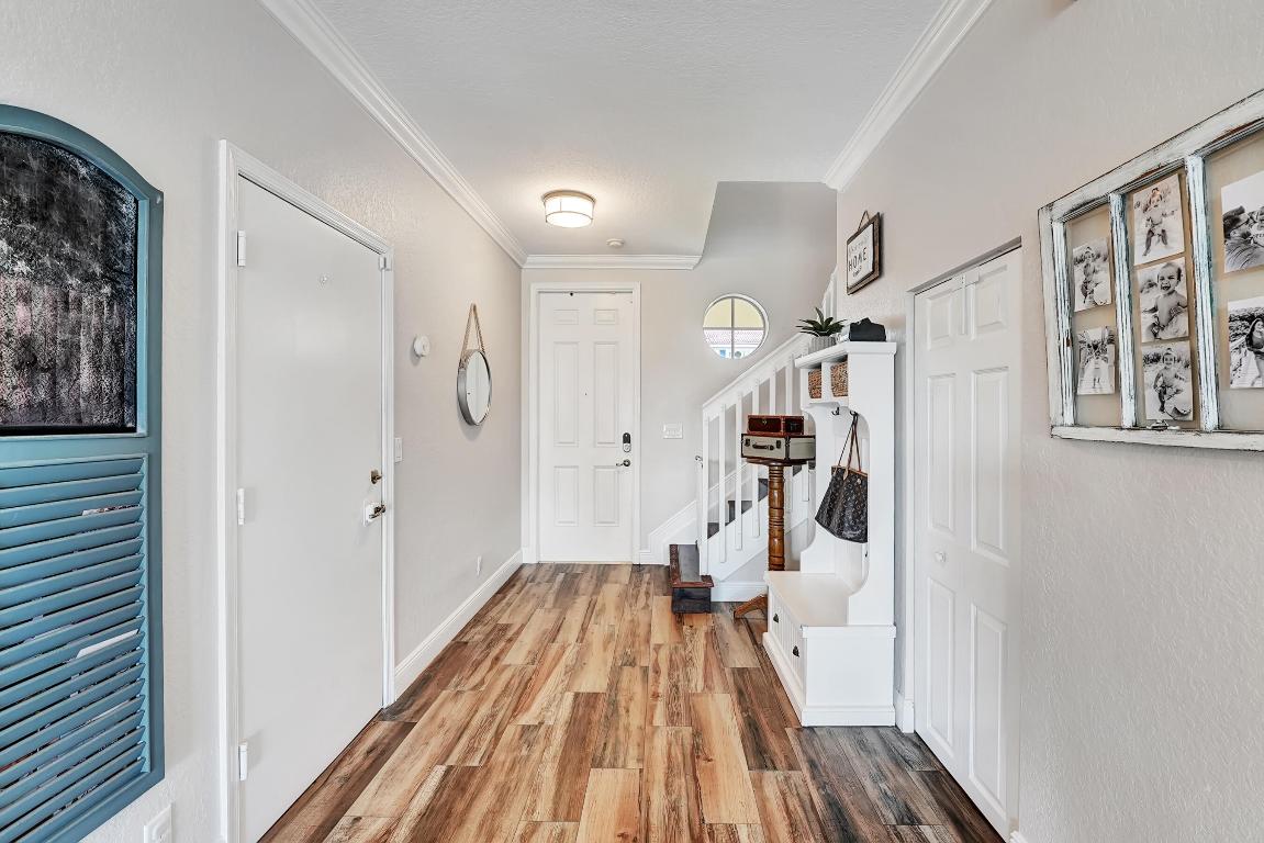 3008 N Evergreen Circle