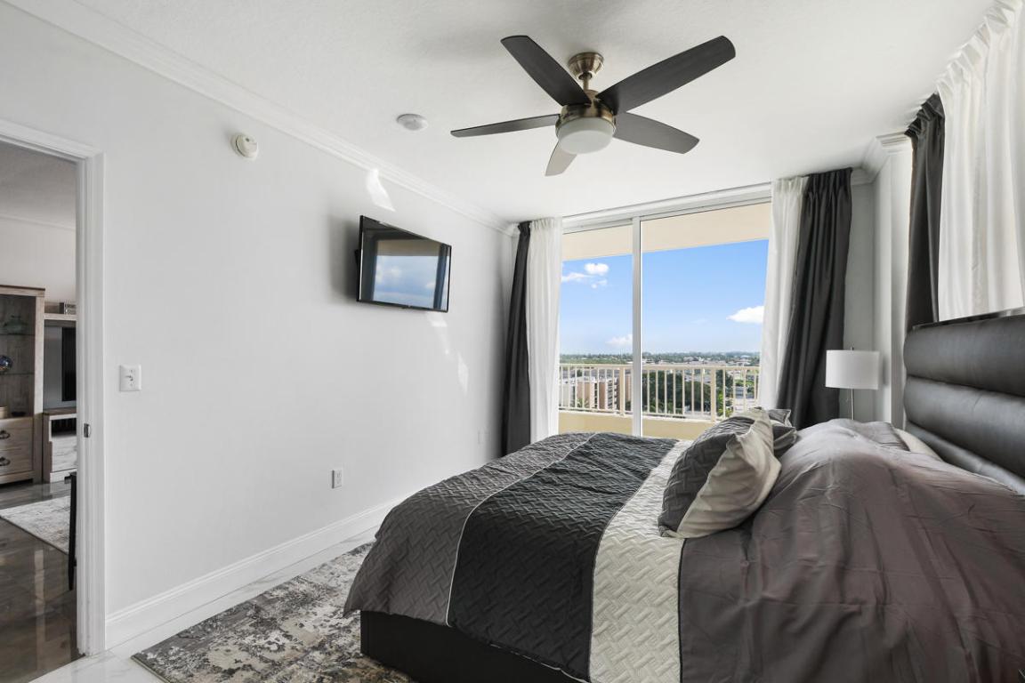 625 Casa Loma 908 Boulevard 908