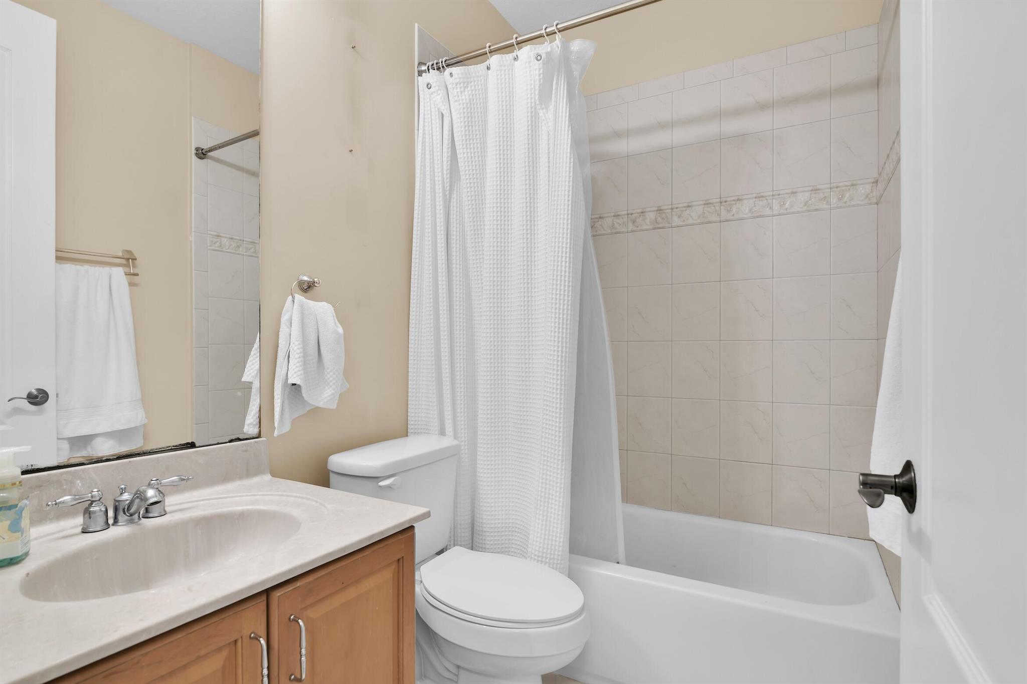 4020 Murano Bay Drive