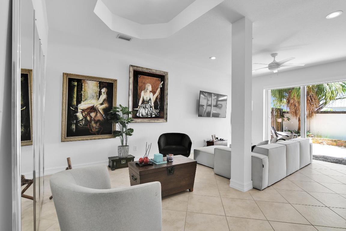 4020 Murano Bay Drive