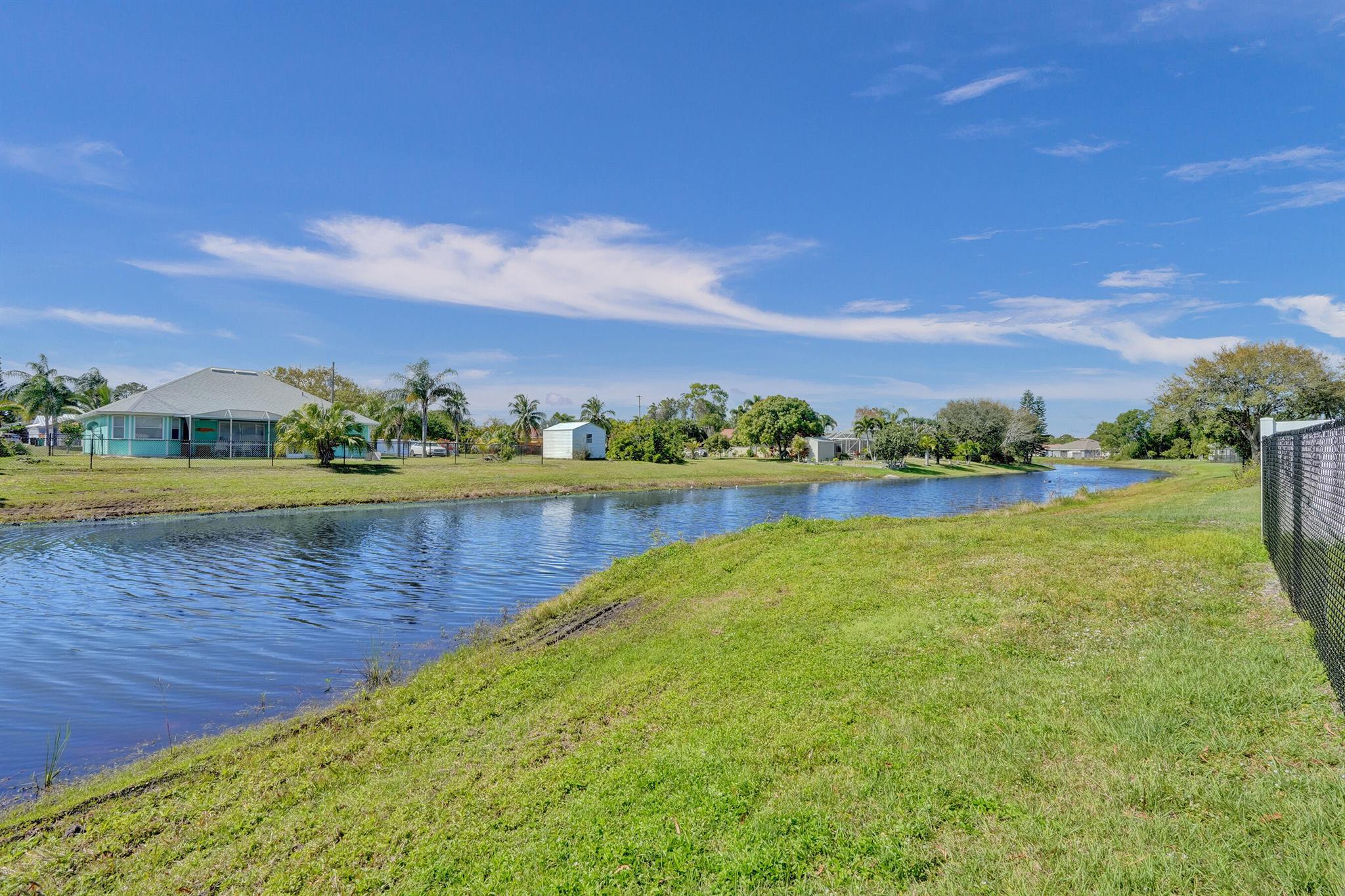 1744 SE North Blackwell Drive