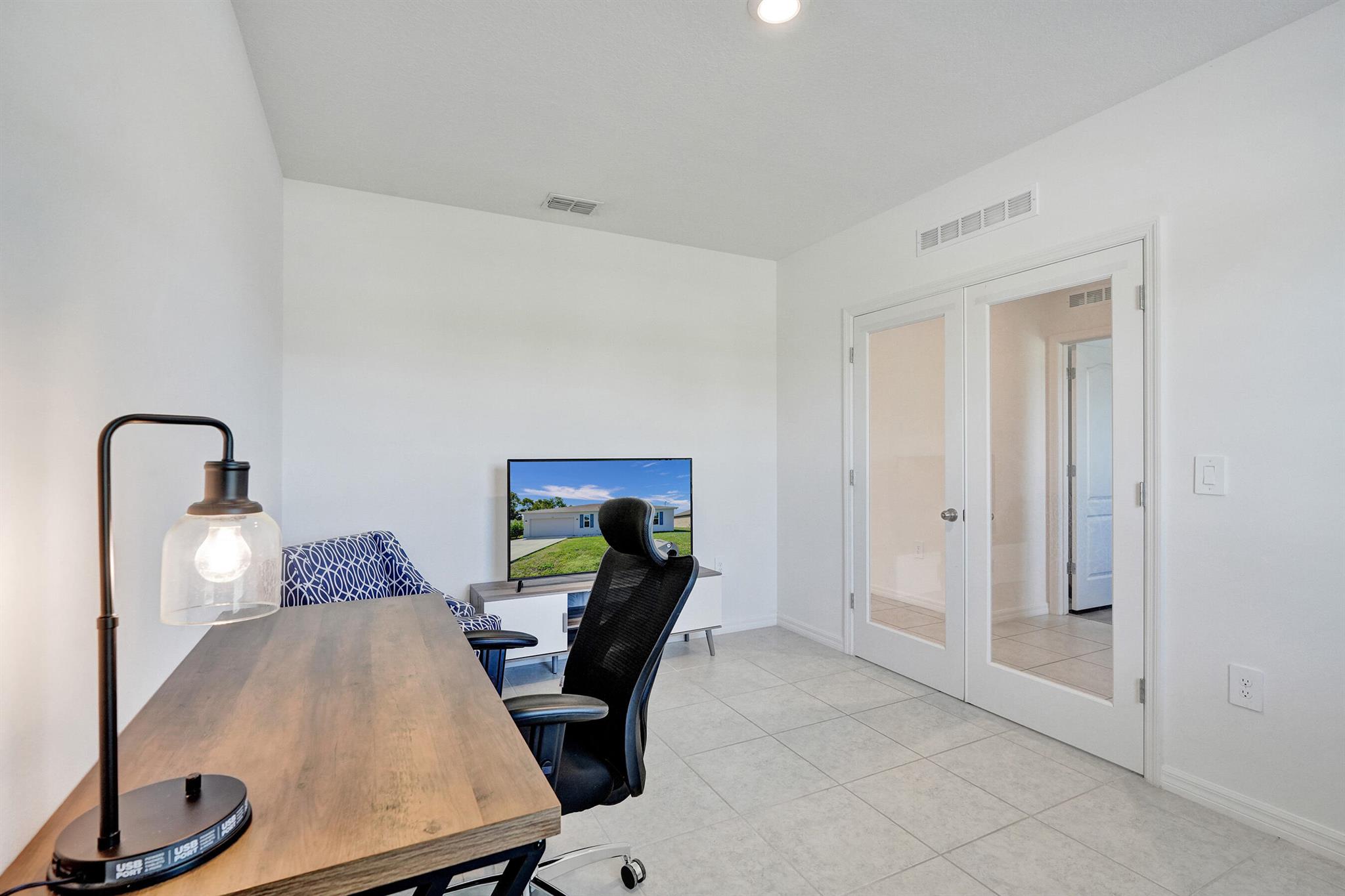 1744 SE North Blackwell Drive