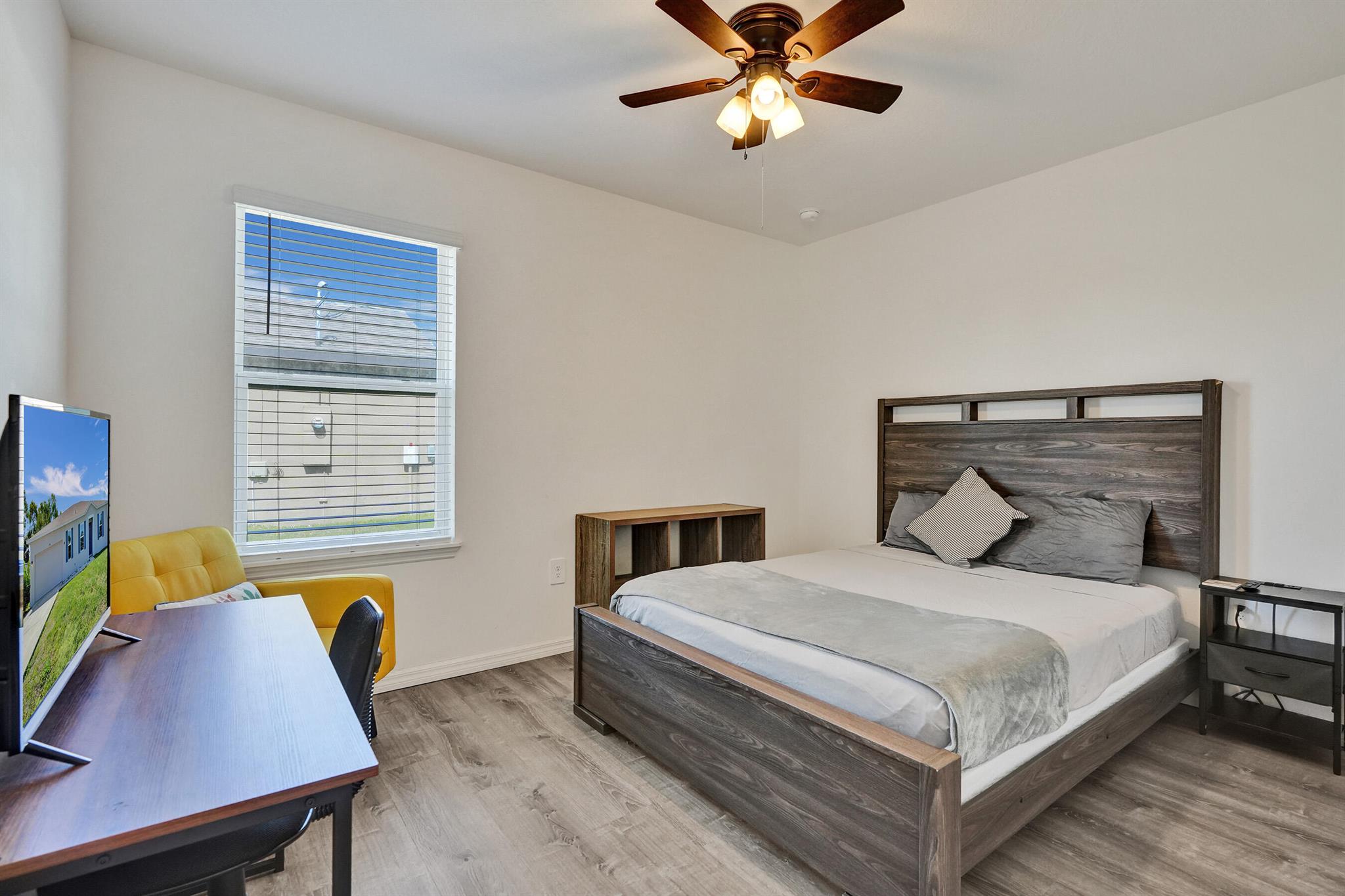 1744 SE North Blackwell Drive