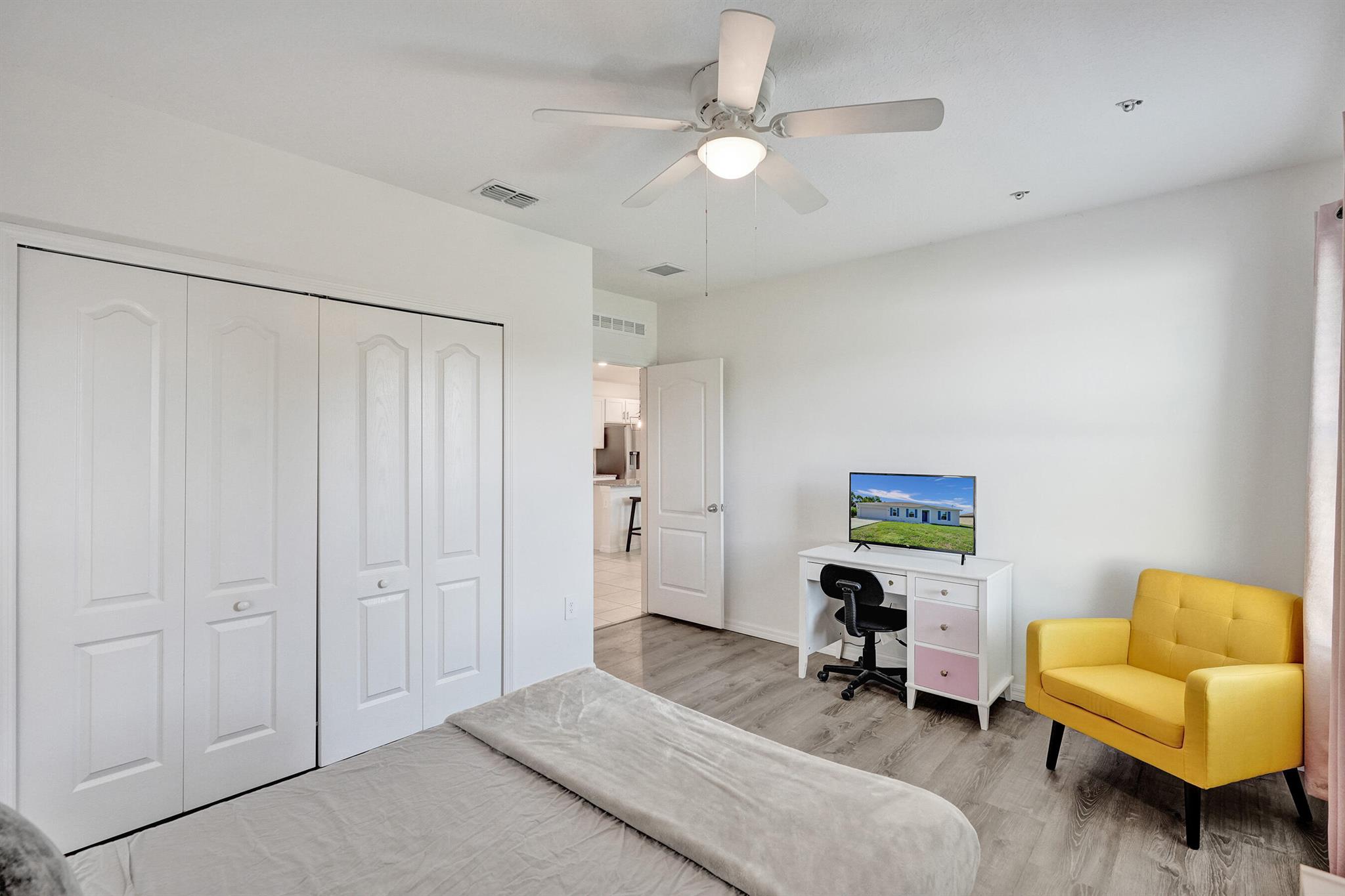 1744 SE North Blackwell Drive