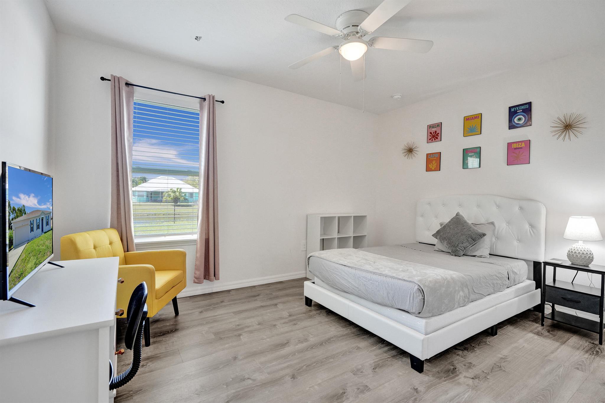 1744 SE North Blackwell Drive