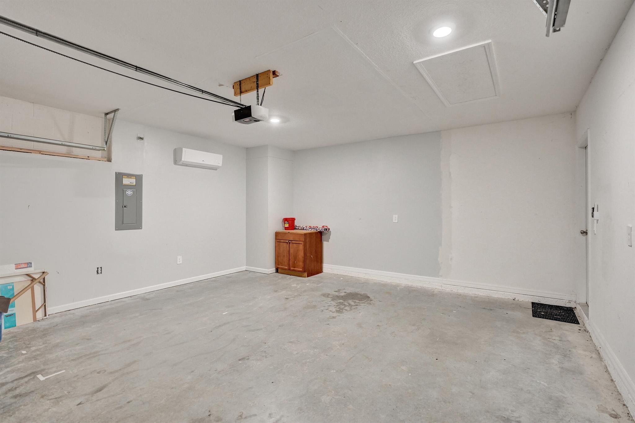 1744 SE North Blackwell Drive