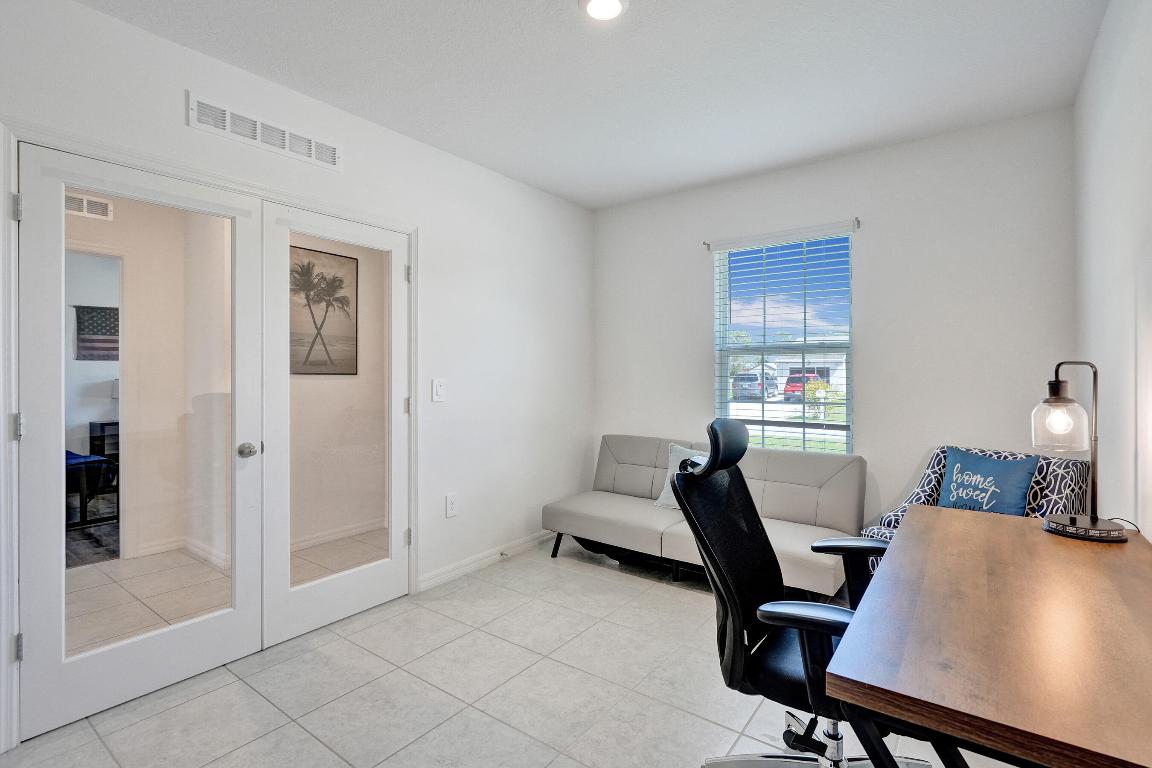 1744 SE North Blackwell Drive