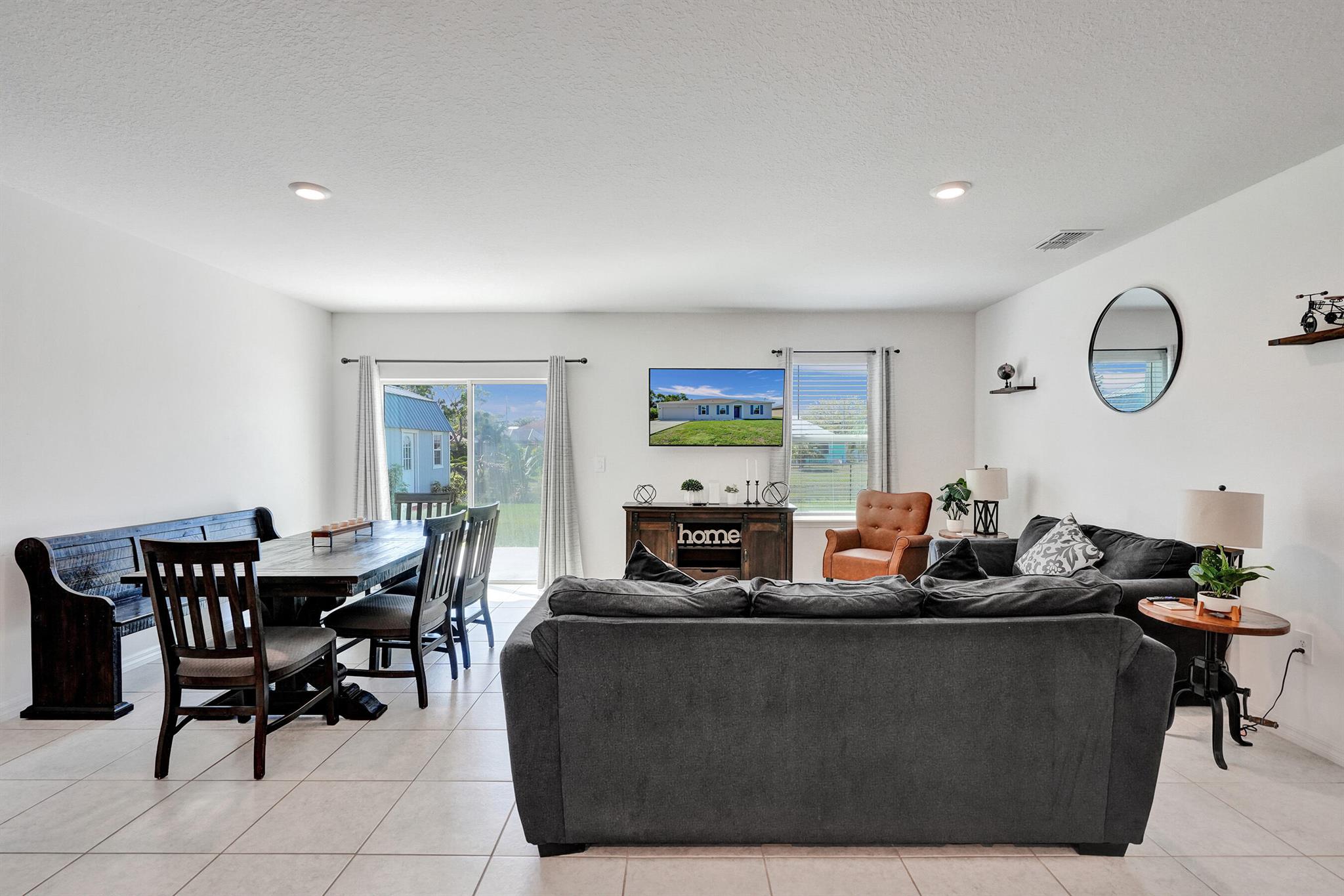 1744 SE North Blackwell Drive