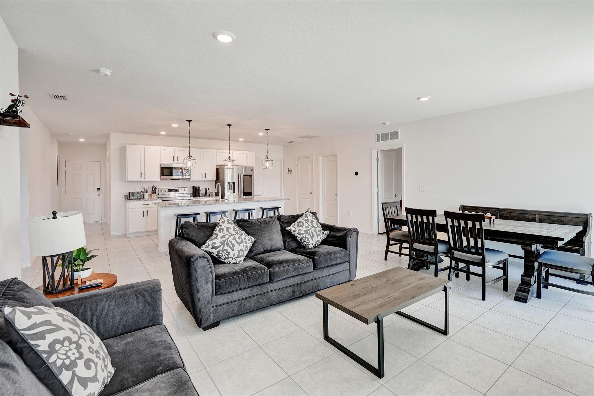 1744 SE North Blackwell Drive