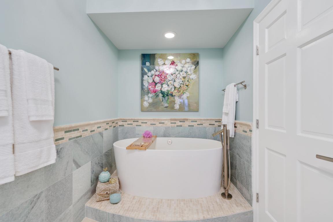 100 Macfarlane Drive 4c