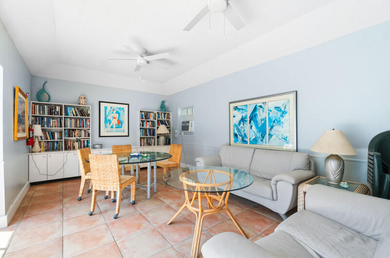 1001 NE 8th Avenue 105