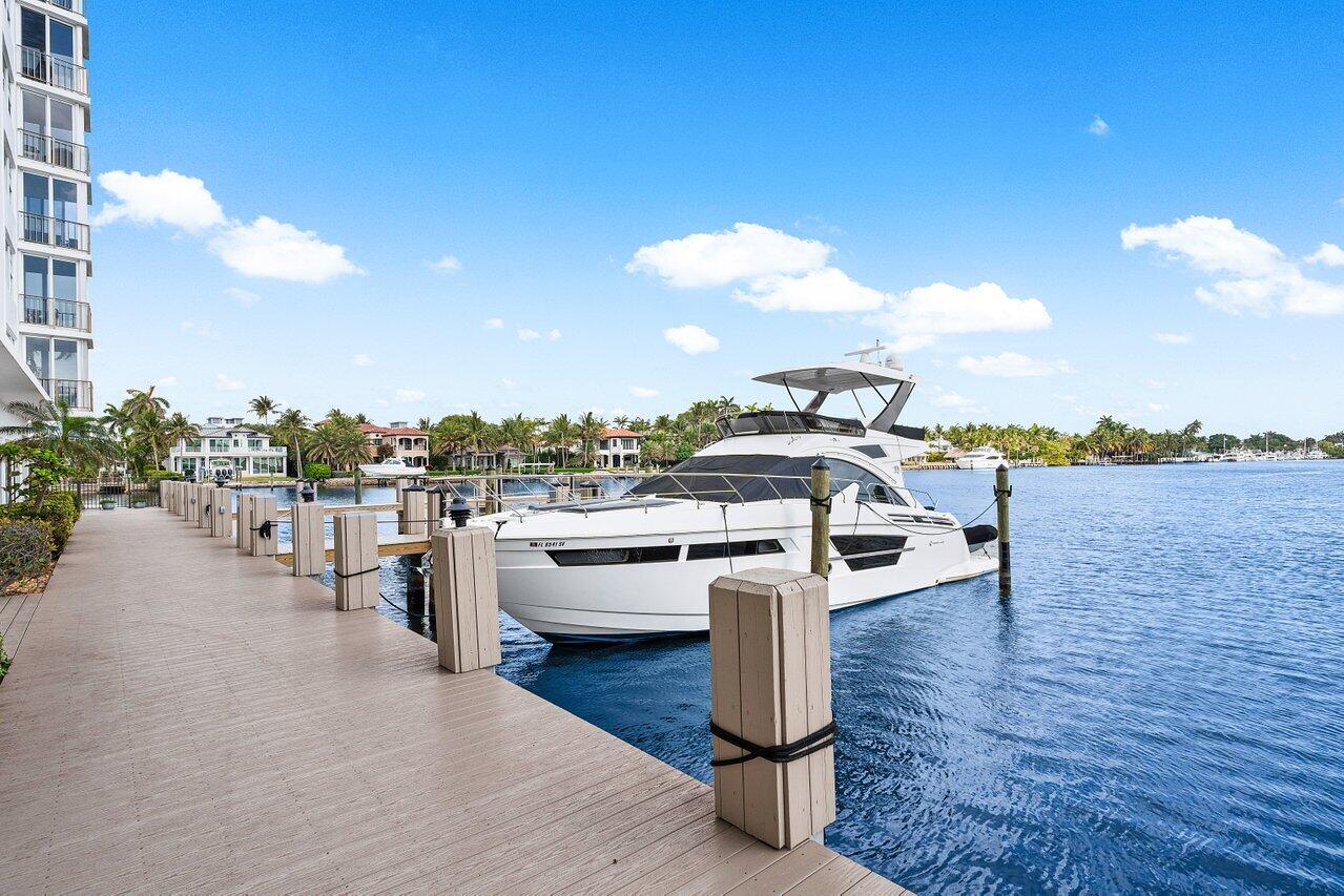 400 Seasage Drive 804