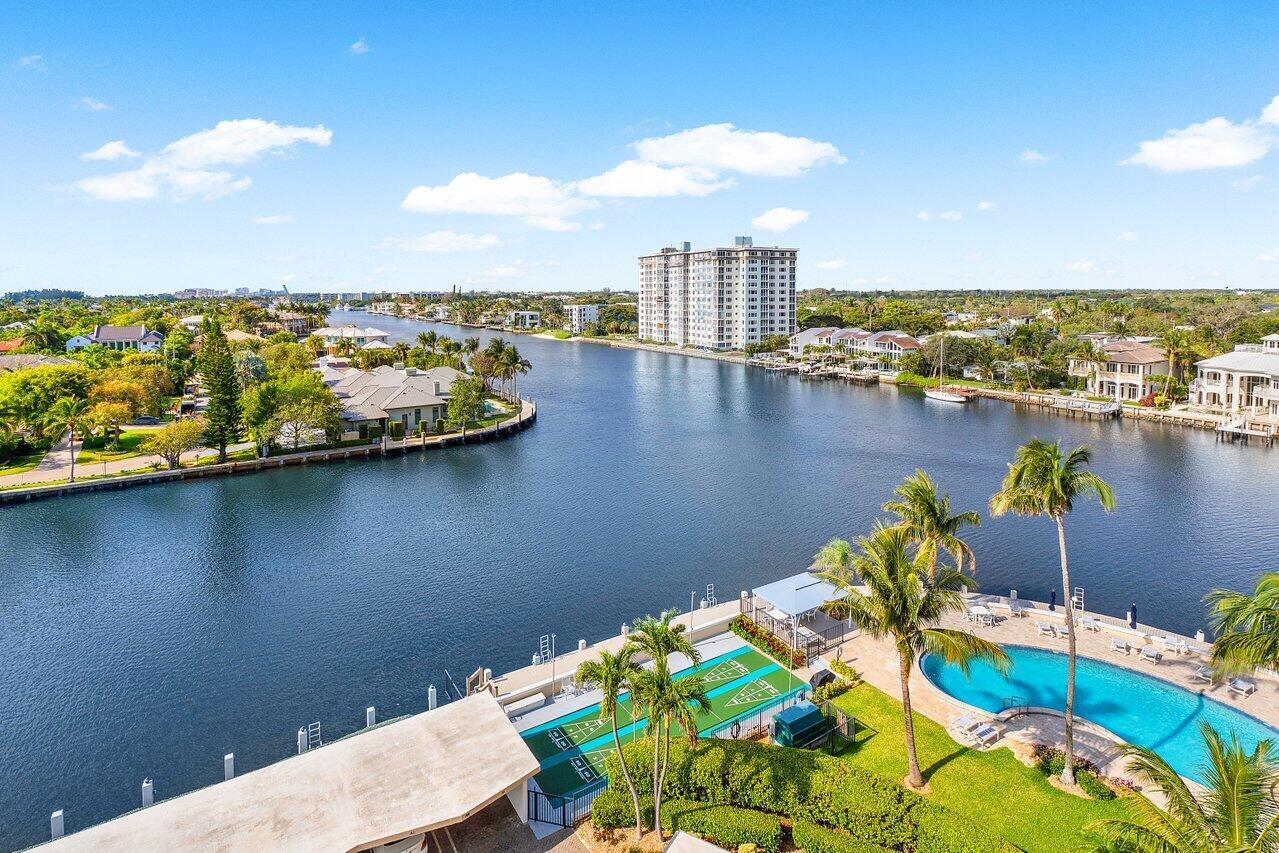 400 Seasage Drive 804