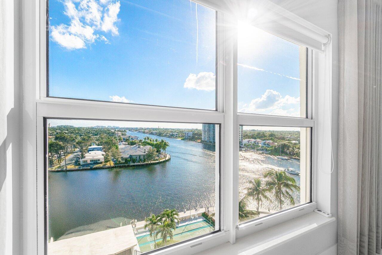 400 Seasage Drive 804