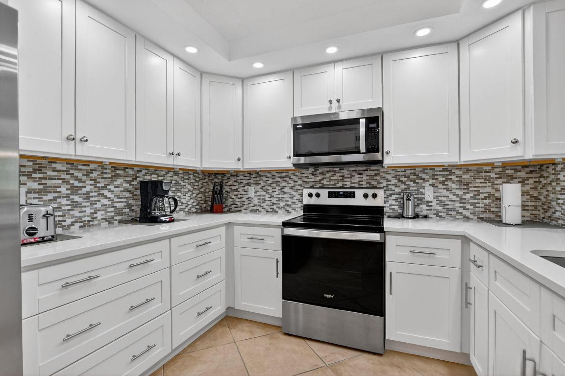 18731 Stewart Circle 5