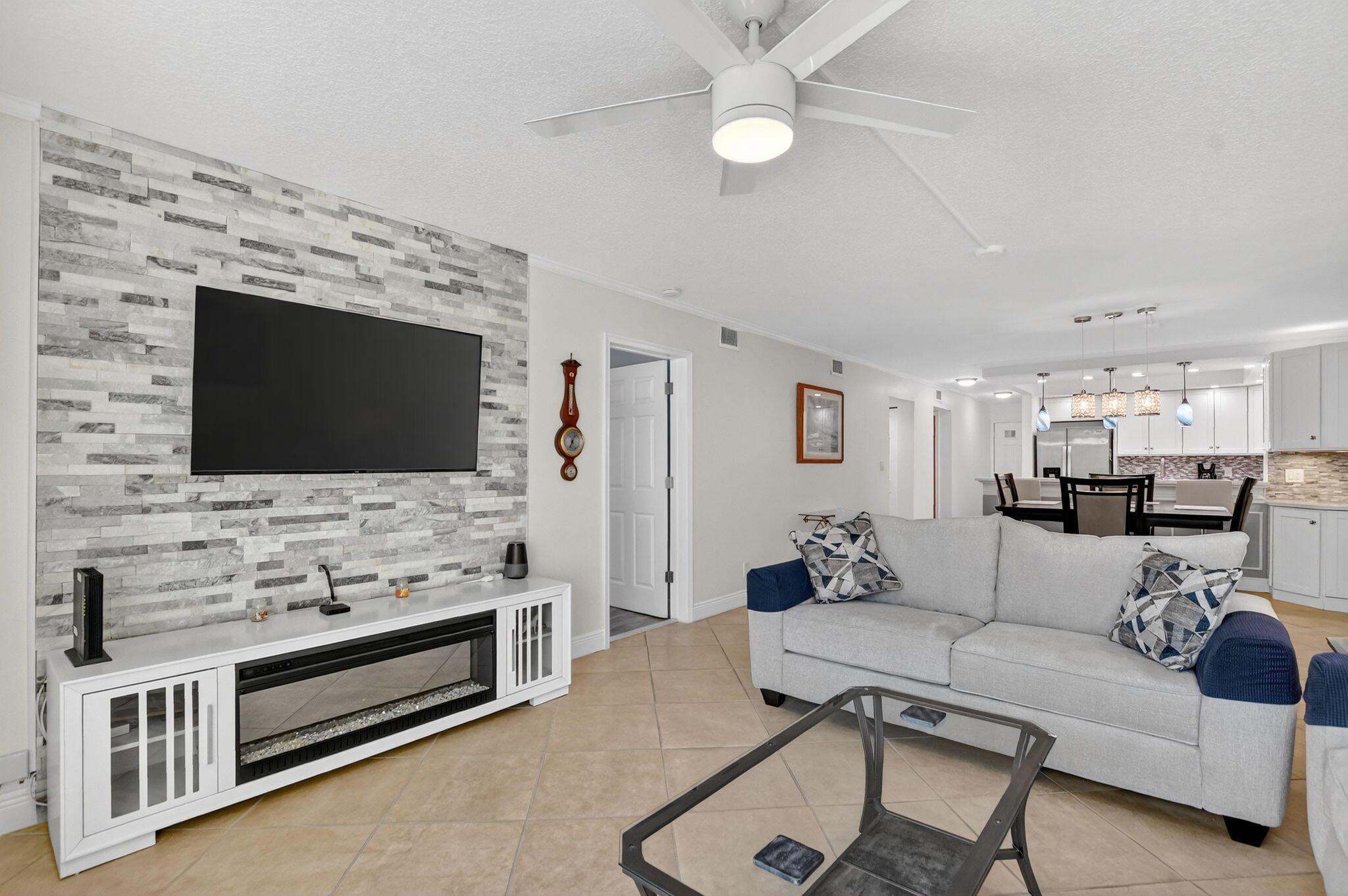 18731 Stewart Circle 5