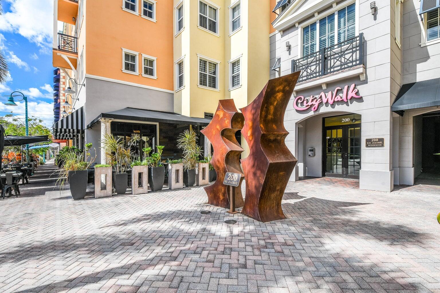 200 NE 2nd Avenue 211