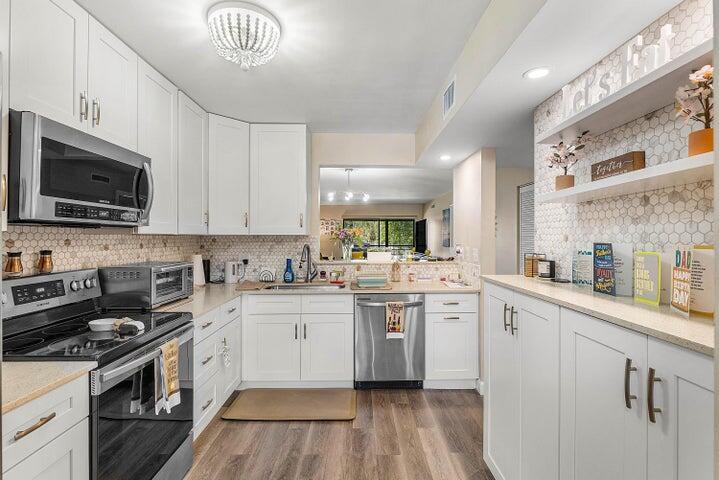 10110 Cedar Point Boulevard 203