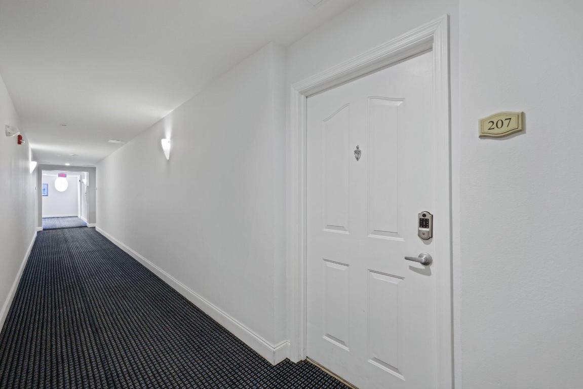 250 NE 3rd Avenue 1207