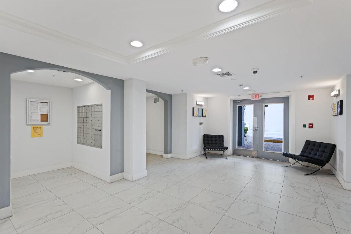 250 NE 3rd Avenue 1207