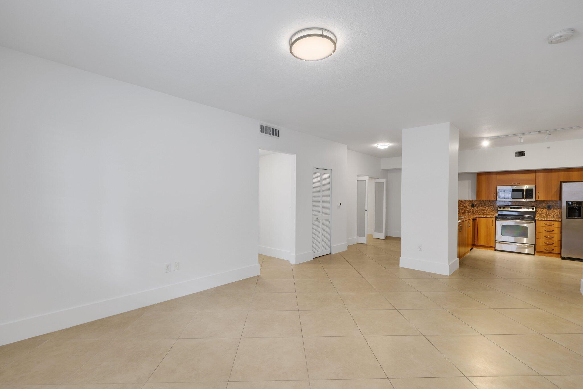 250 NE 3rd Avenue 1207