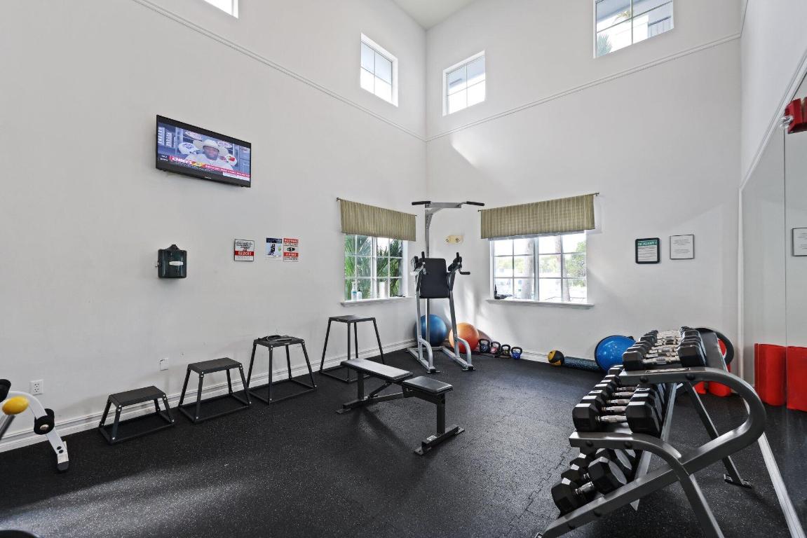 250 NE 3rd Avenue 1207