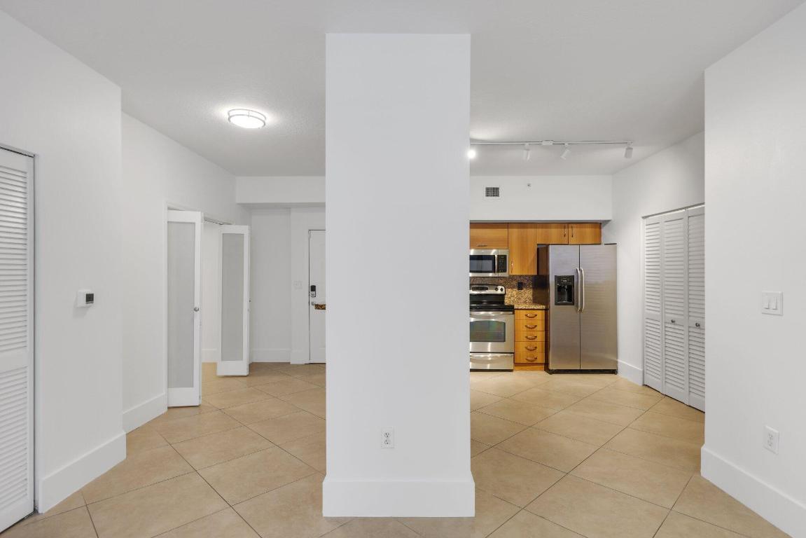 250 NE 3rd Avenue 1207