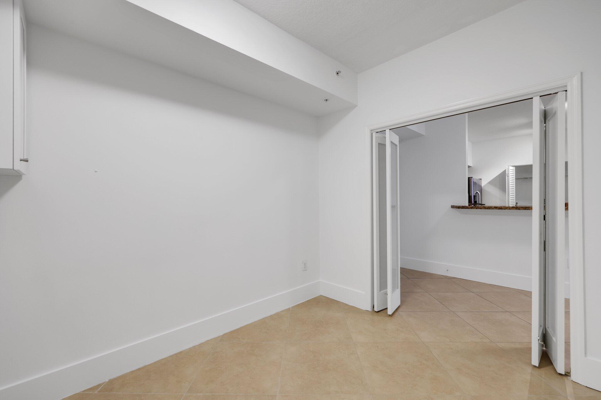 250 NE 3rd Avenue 1207