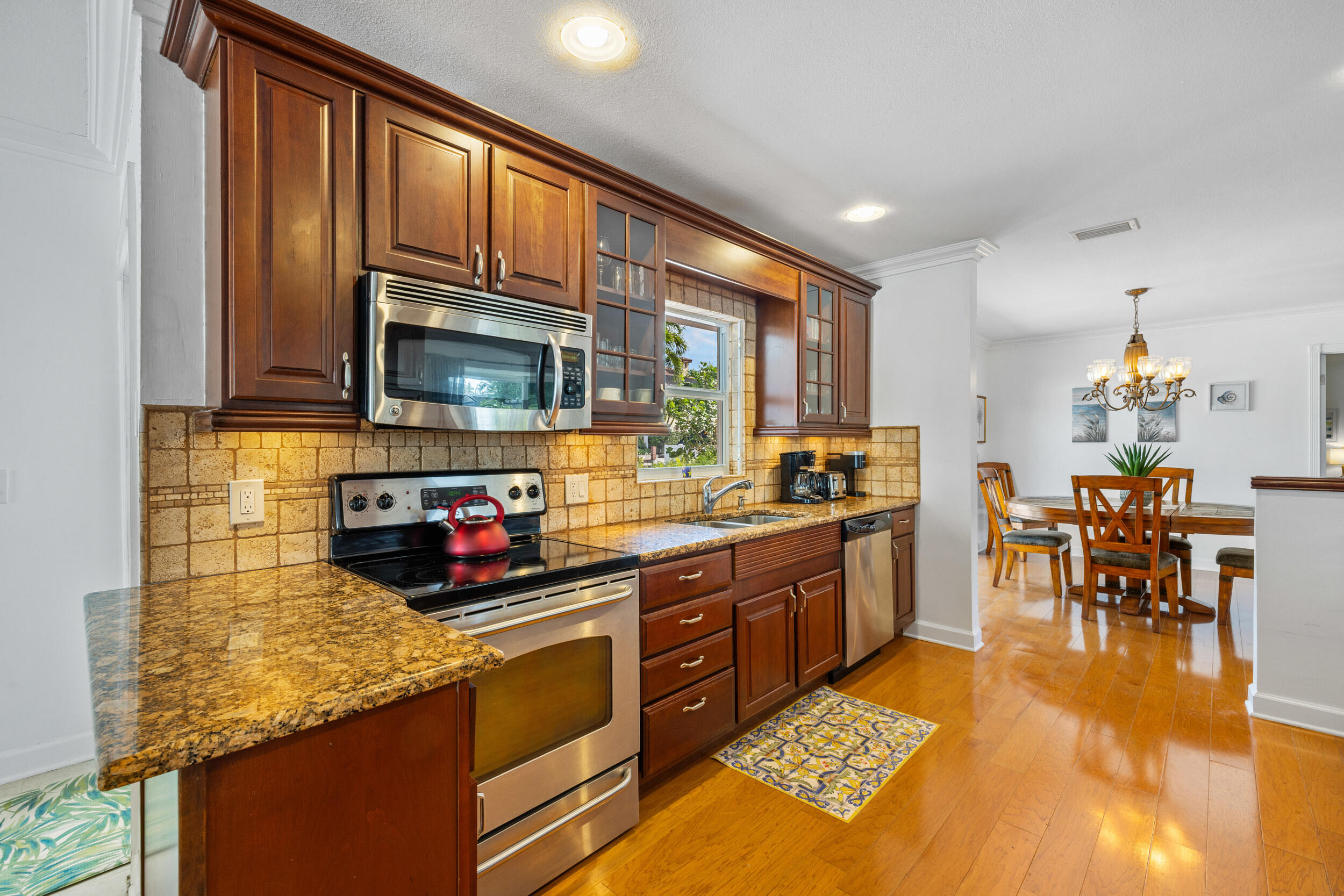 925 Cypress Drive