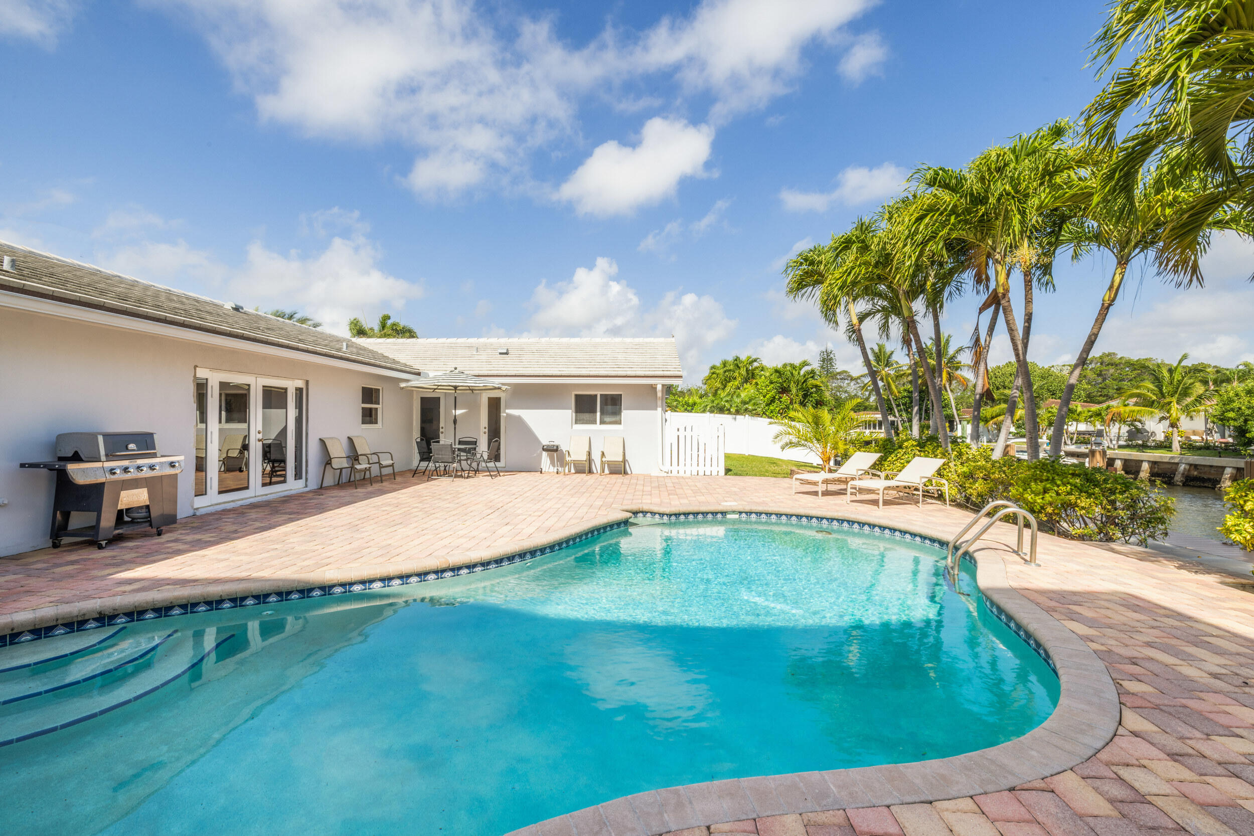 925 Cypress Drive