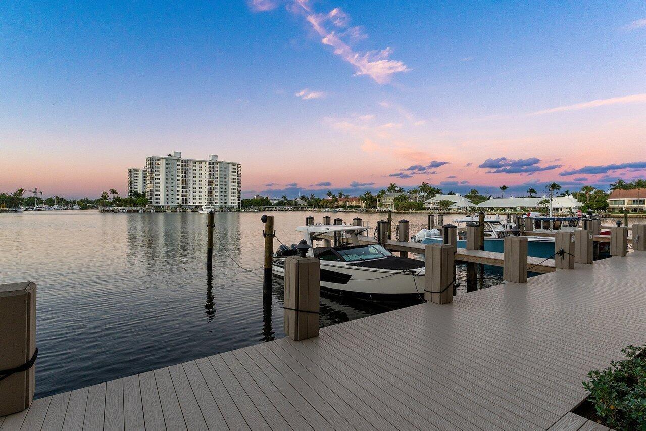 400 Seasage Drive 804