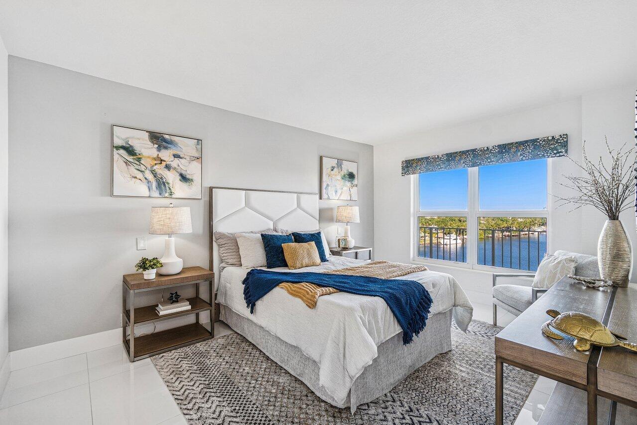 400 Seasage Drive 804