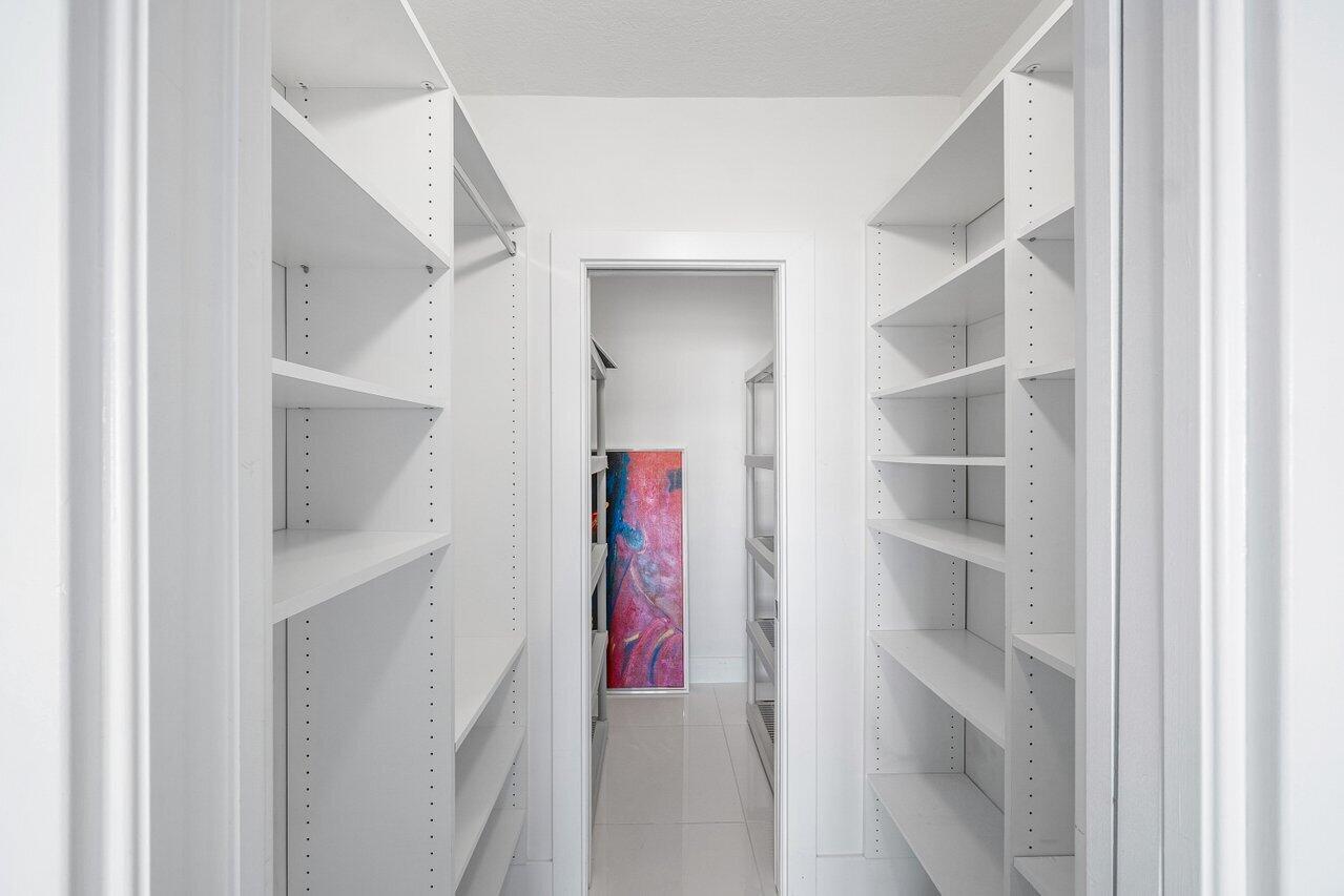 400 Seasage Drive 804