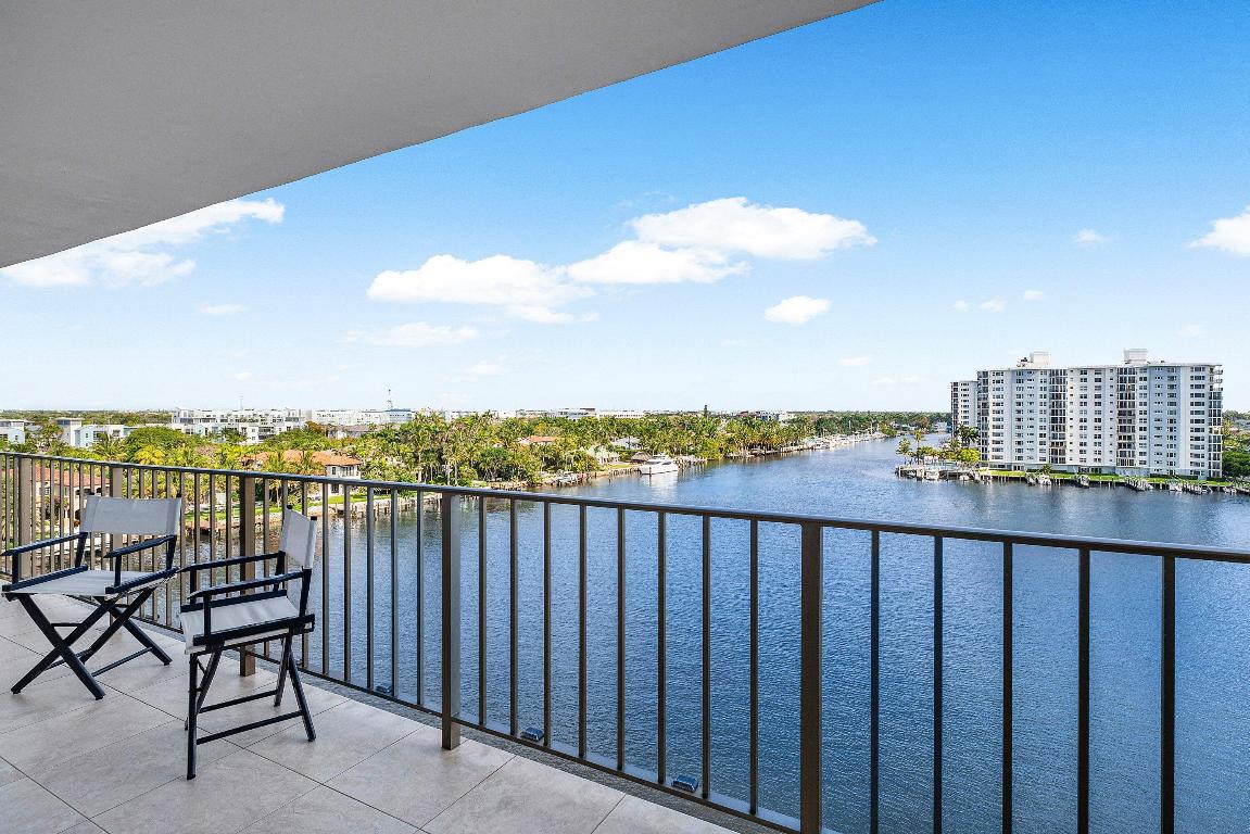 400 Seasage Drive 804