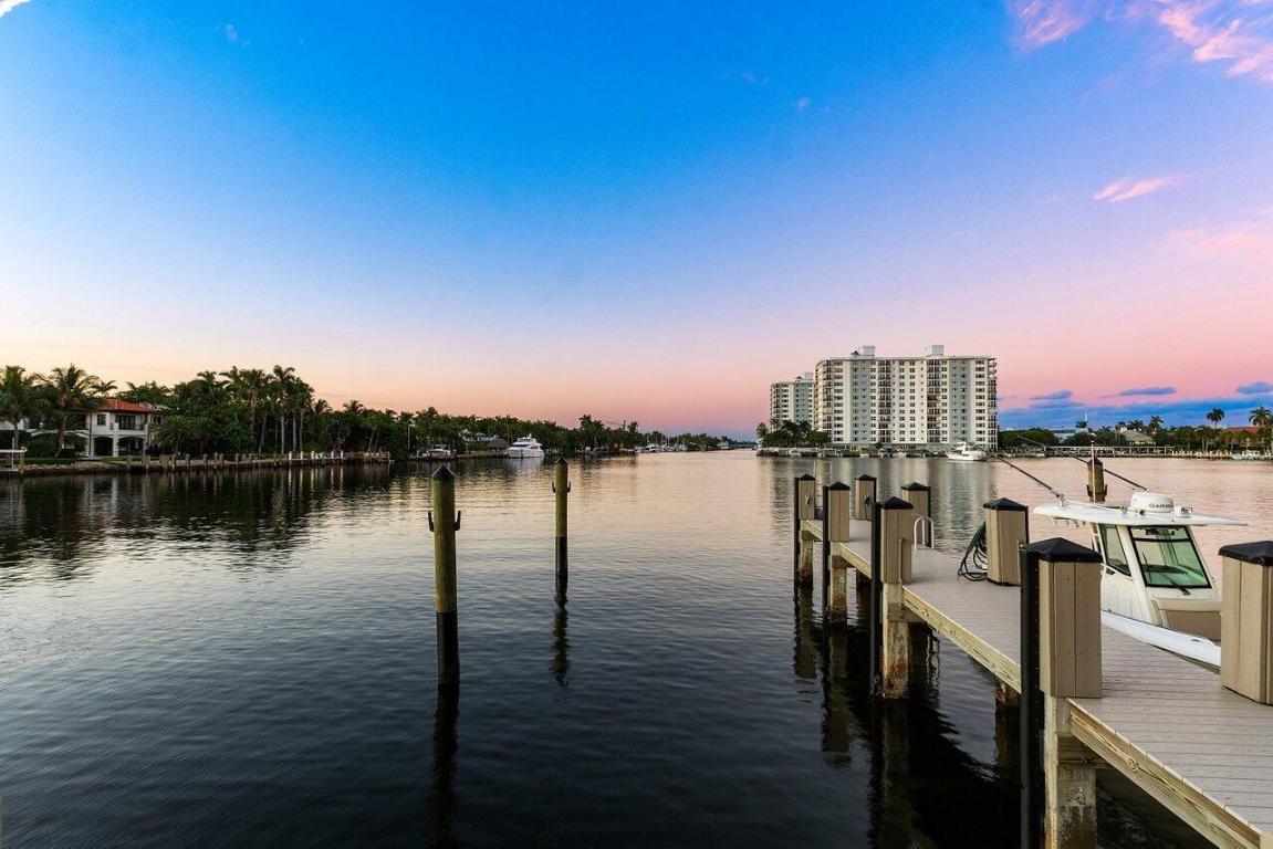 400 Seasage Drive 804