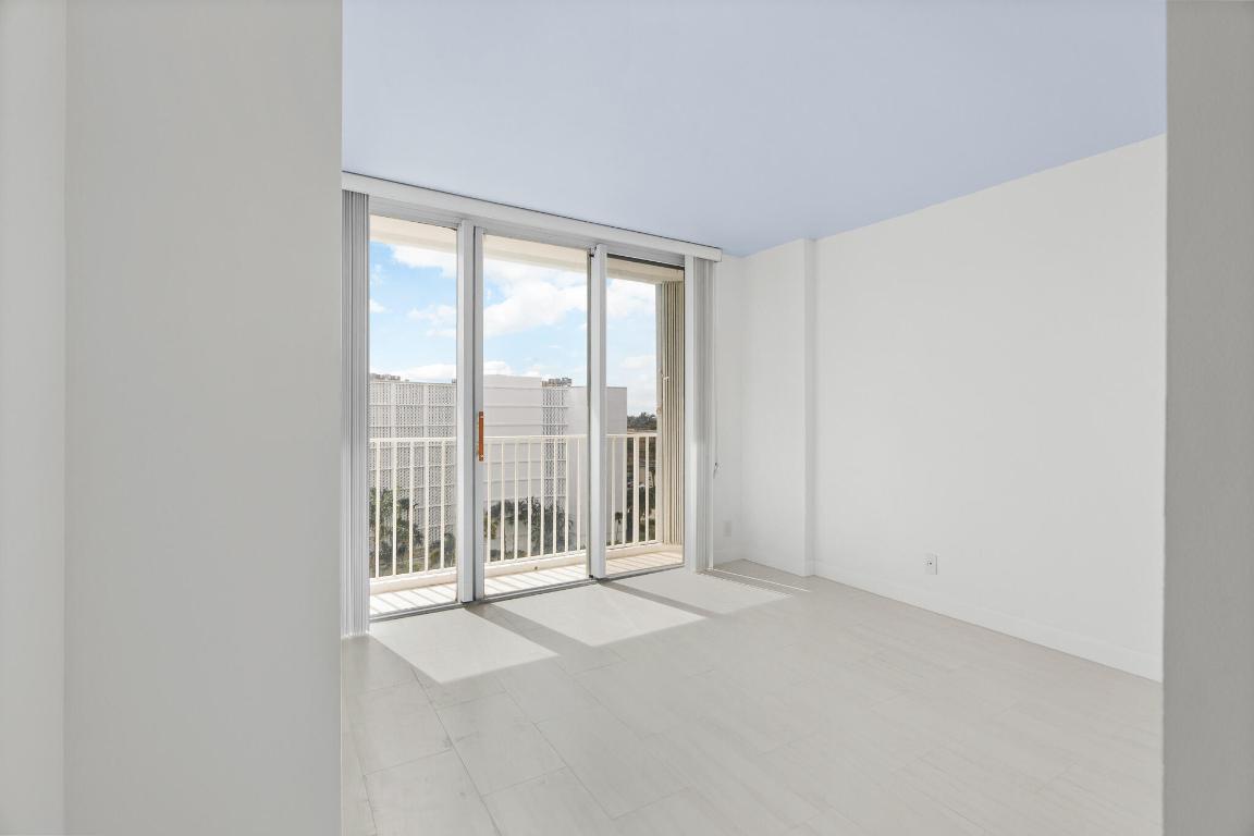 3580 S Ocean Boulevard 8-B, South Palm Beach Unit: 8-B