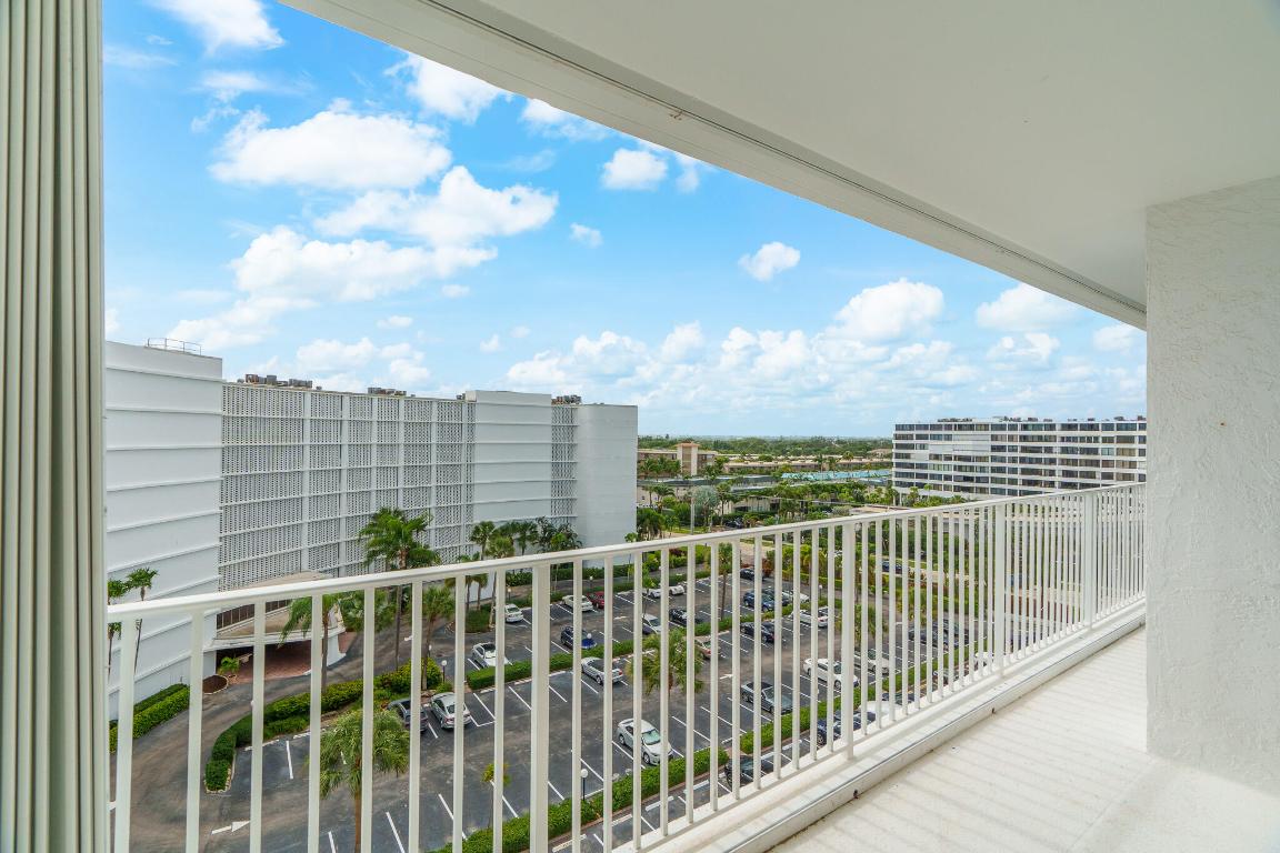 3580 S Ocean Boulevard 8-B, South Palm Beach Unit: 8-B