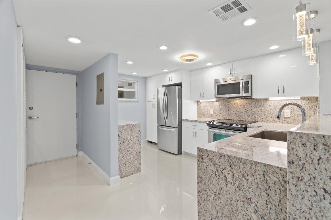 3580 S Ocean Boulevard 8-B