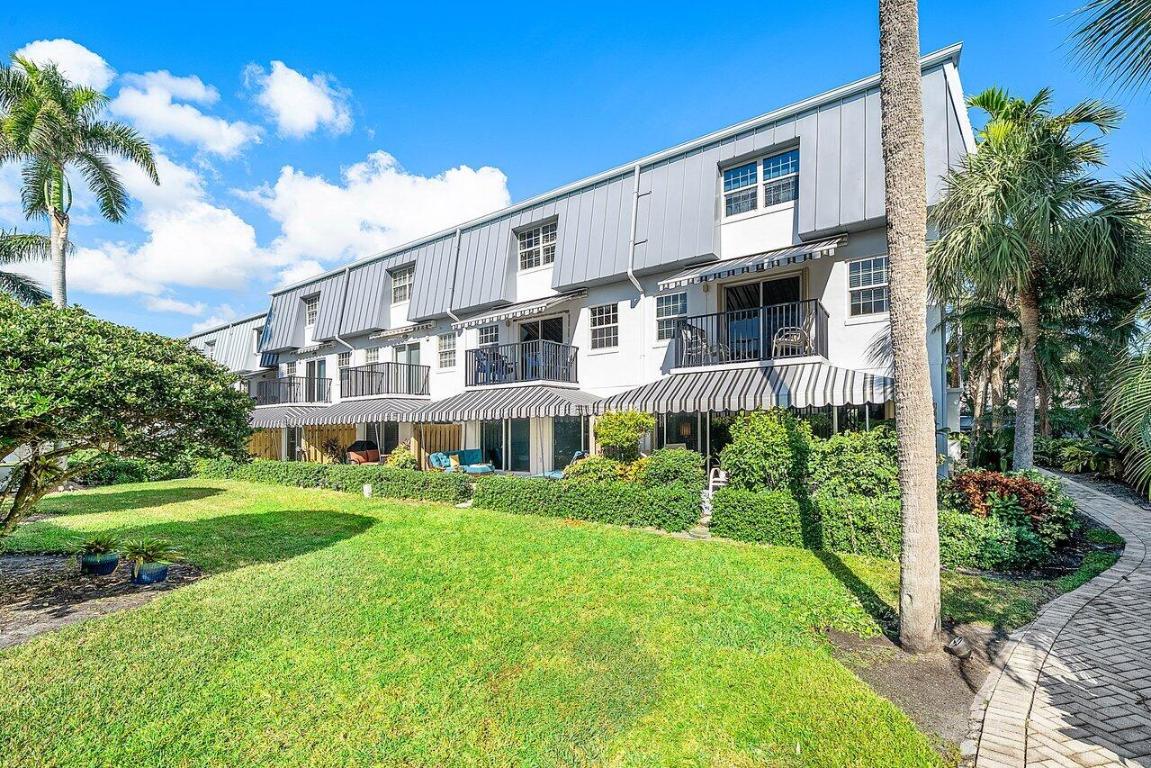 2000 S Ocean Boulevard Y7