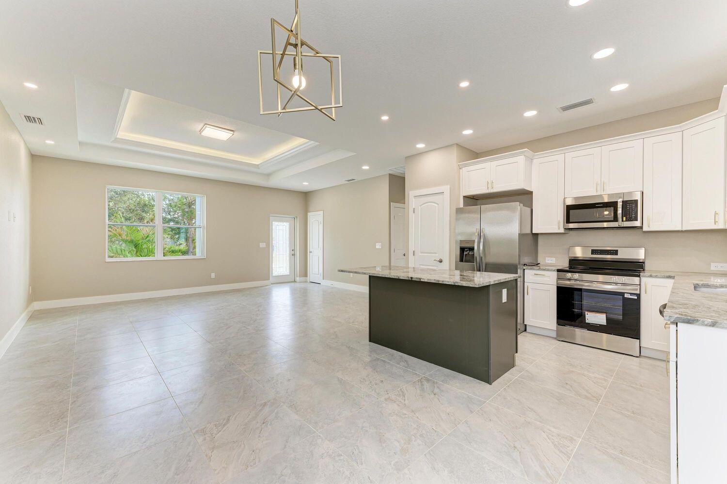 5265 Caputo Avenue, North Port