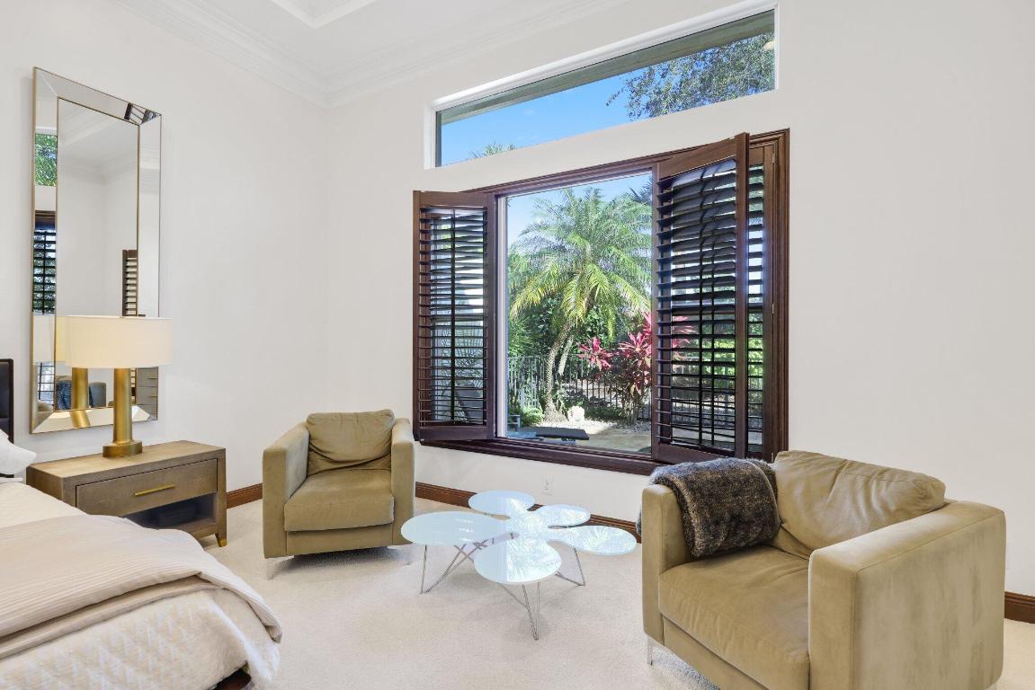 17334 Pavaroso Street