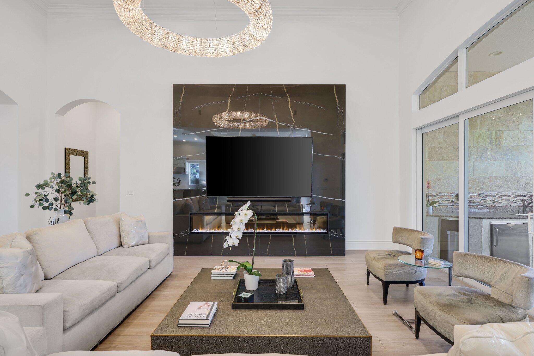 17334 Pavaroso Street