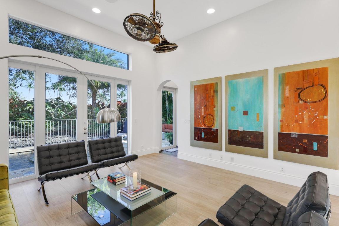 17334 Pavaroso Street