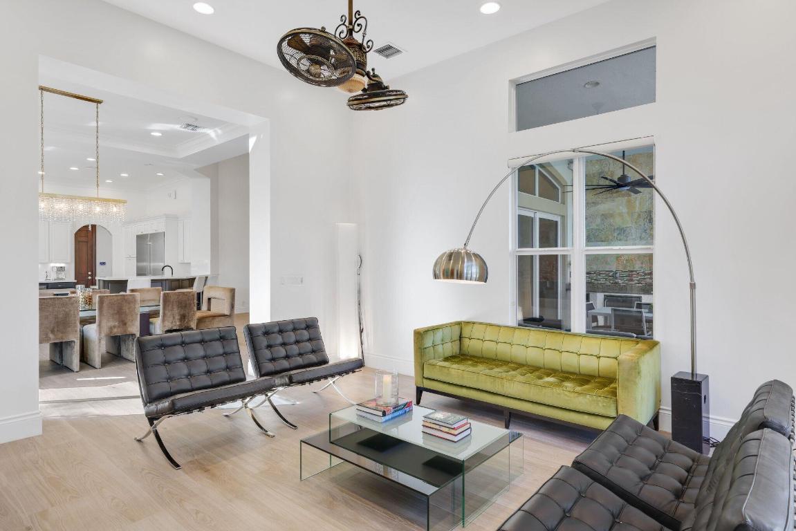 17334 Pavaroso Street