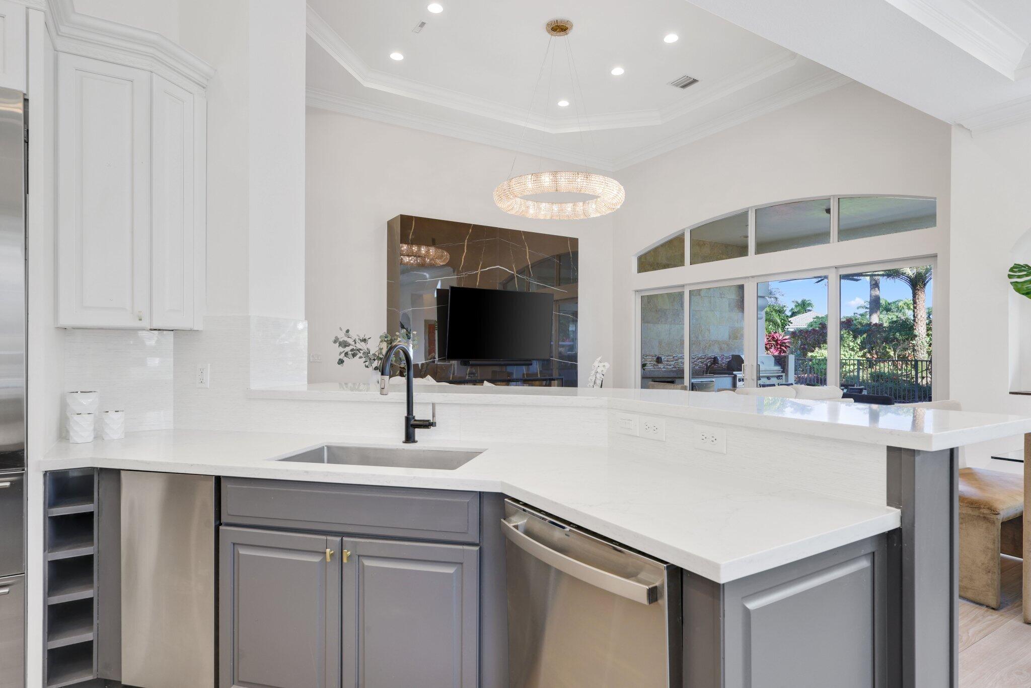 17334 Pavaroso Street