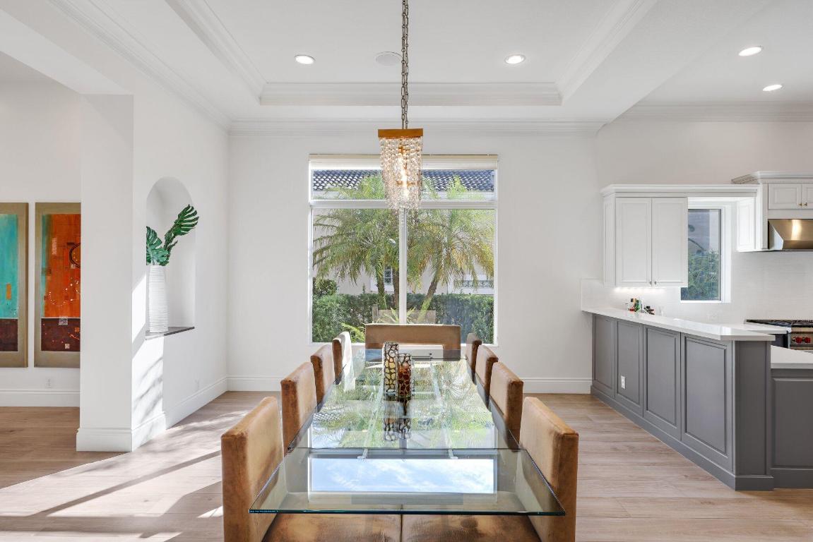 17334 Pavaroso Street