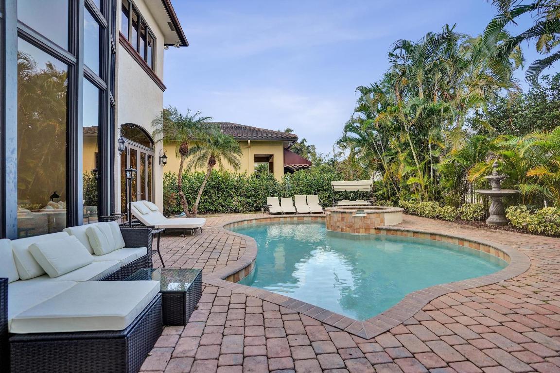 17682 Middlebrook Way